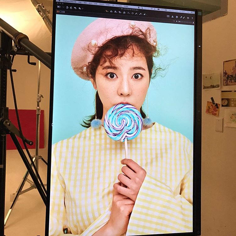 Sunny在近期的雜誌採訪中表示,完全體的少女時代在今年內應該可以見到,作為10周年紀念的專輯,希望能與粉絲們愉快並有意義地見面