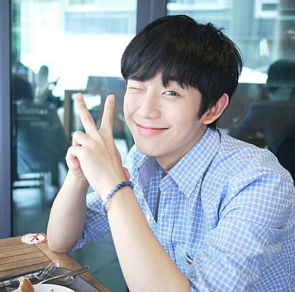 Image Source: instagram | 丁海寅