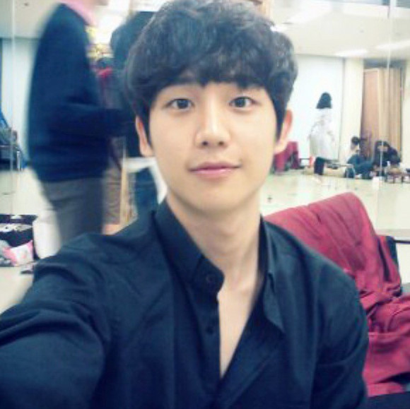 Image Source: instagram | 丁海寅