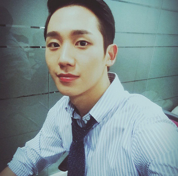 Image Source: instagram | 丁海寅