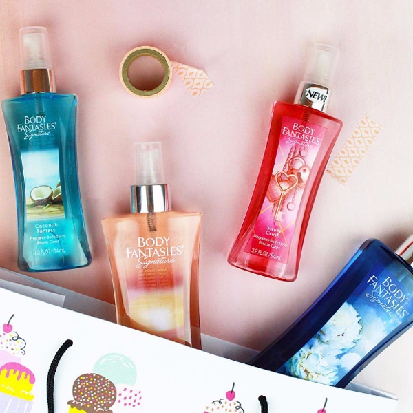 ◈▫ Body Fantasies
因為在COSME上拿過香水部門的第一,所以有段時間在美妝圈很紅。但其實..這是一款身體香氛,味道清新淡雅!