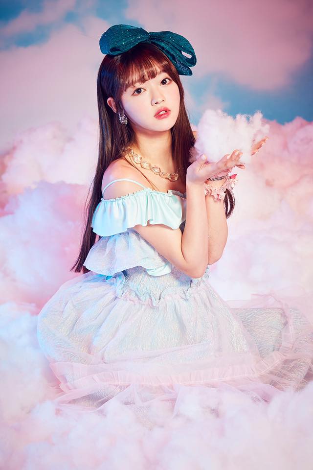 OH MY GIRL YOOA
世宗大學 全球知識終身教育院 實用舞蹈科在學中
身為OH MY GIRL領舞的她跳舞時,自信美麗的樣子真的超級圈飯啊!舞蹈動作不僅有力且乾淨俐落呢~