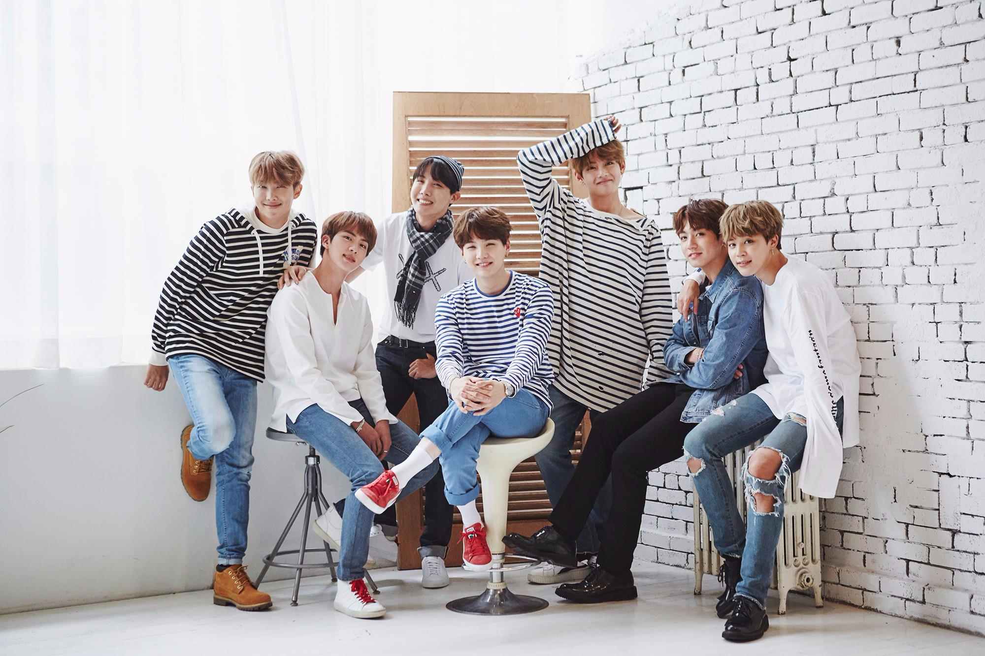 目前防彈少年團也即將以《Love Yourself》為主題準備下一張新專輯,韓國媒體也表示此次回歸新企劃是以每位成員拍攝「電視劇模式」的概念去進行的。所以對於防彈少年團的演技也可以多加期待