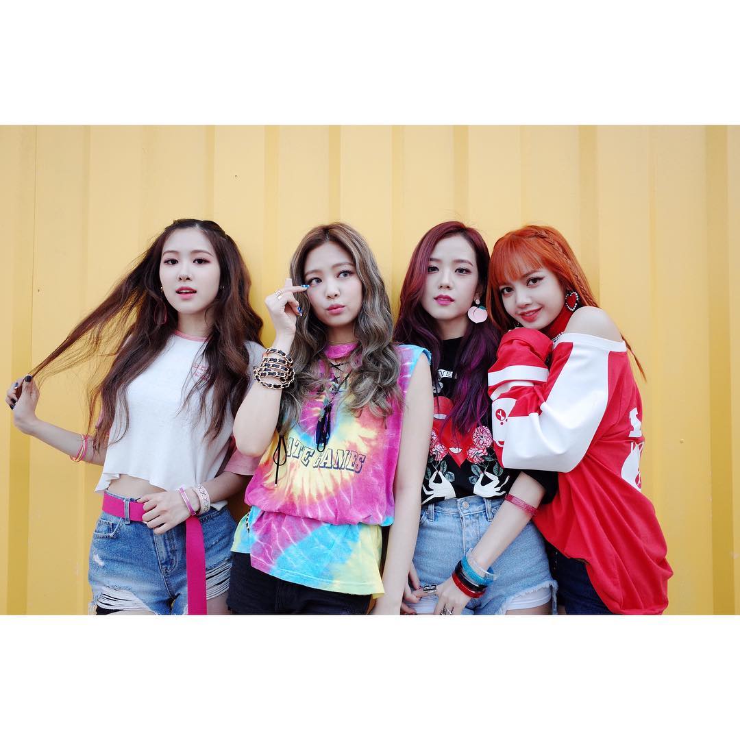 另外BLACKPINK將在8月30日發表《BLACKPINK》於日本正式出道,出道Showcase更選在武道館舉辦,再次展現她們的超高人氣!希望她們能在日本活動順利阿~~