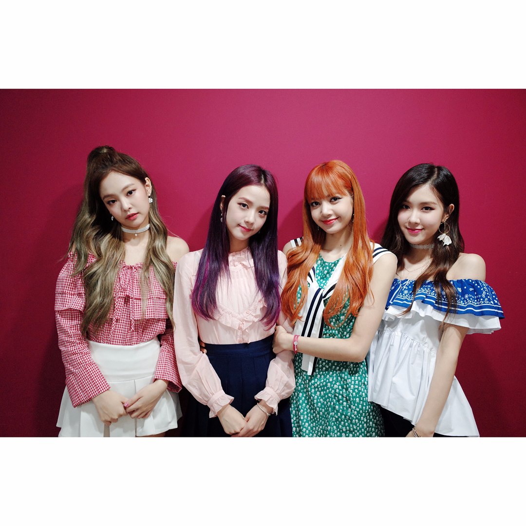 粉絲們等了又等終於等到BLACKPINK的回歸,回歸後的BLACKPINK也上了許多節目,讓許就沒見到她們的粉絲超開心,不然平常都沒什麼機會能見到她們...ㅠㅠ