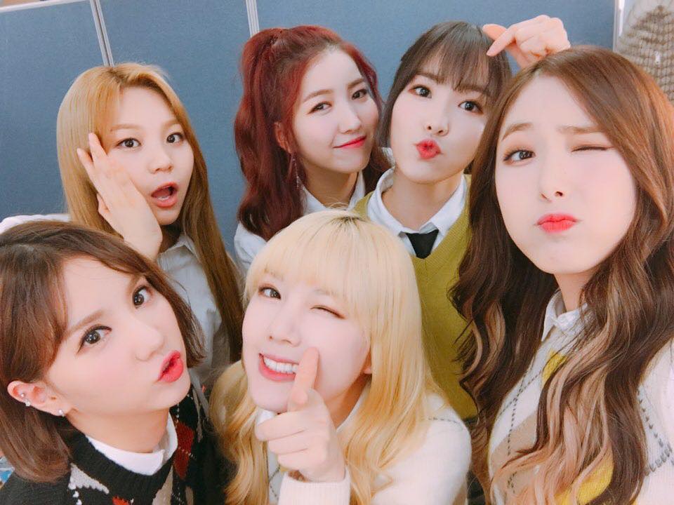 TOP7 G-Friend
將在7月底回歸的小女友~前幾日才剛拜訪完台灣,接下來還會繼續進行海外行程呢~可見小女友目前已在海外累積了不少的人氣!
而這次音源強盜 G-Friend將會帶來怎麼樣風格的歌曲,也是所有粉絲關注的焦點啊!
