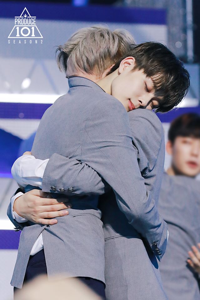 說到《PRODUCE 101》撒嬌王大家會先想到誰呢,相信大家應該對於年僅15、16歲的柳善皓印象深刻吧,不管是節目上還是私底下,最喜歡黏著哥哥們的非他莫屬啦