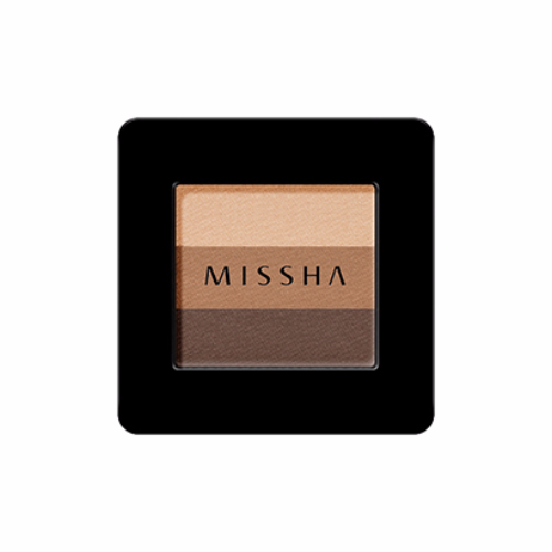 MISSHA TRIPLE SHADOW #7 (台幣約$165)
三色眼影不僅可以快速畫出精緻的眼妝,霧面的7號色還可以直接用來當作修容、眉粉,是不是超方便?另外用細刷沾取最深色,也可以直接當成眼線使用!