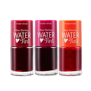 ETUDE HOUSE Dar Darling WATER TINT(台幣約$105)
這隻台幣才100出頭的唇露韓妞都超推,一直是ETUDE HOUSE的熱賣商品之一,主打超強不脫色的效果可以撐一整天!另外也可以輕輕點在臉頰上再拍開,當作腮紅,會讓妝感更整體。