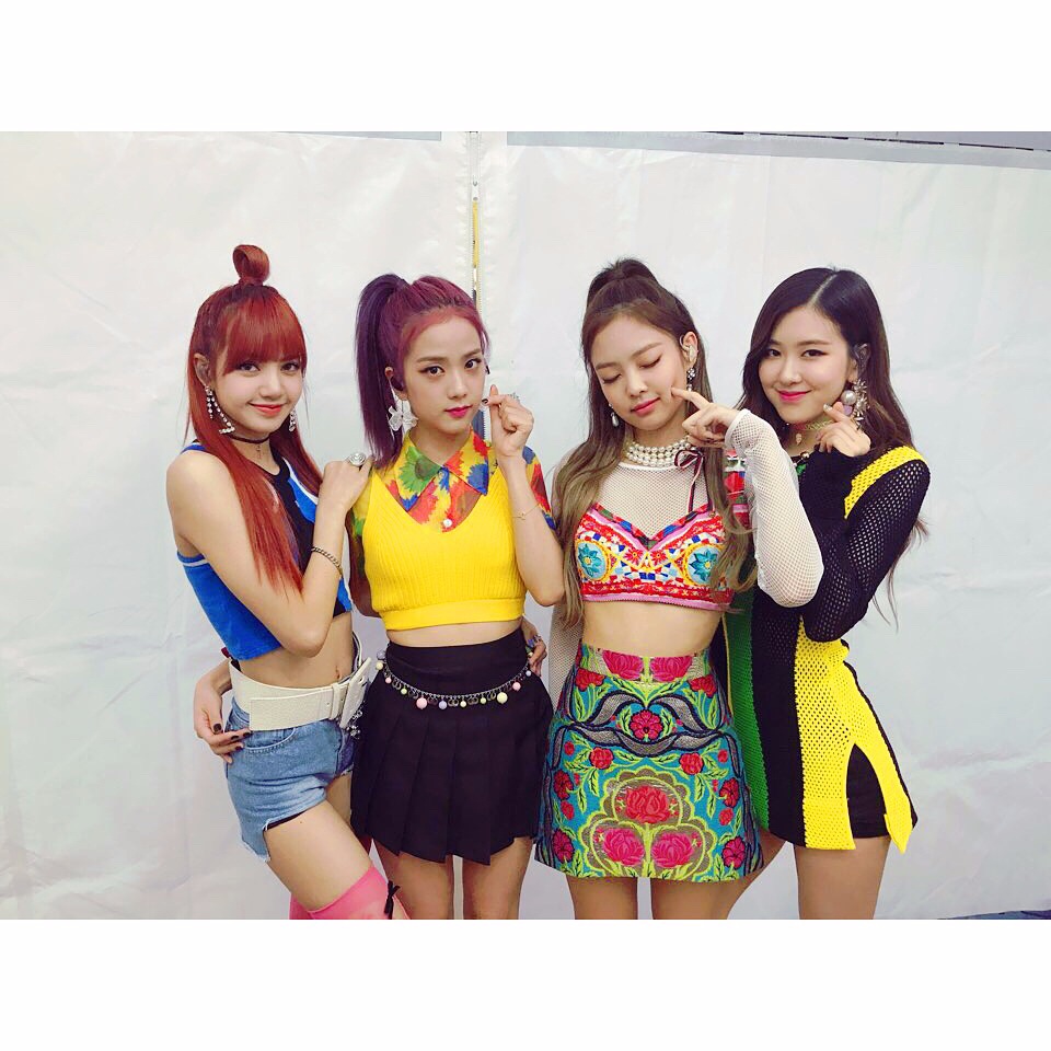 BLACKPINK在6月22日所推出第三張數位單曲《마지막처럼》,也在凌晨時突破了1億次的觀看人數,BLACKPINK僅以47天非常短的時間打破了TWICE的72天破億的記錄!