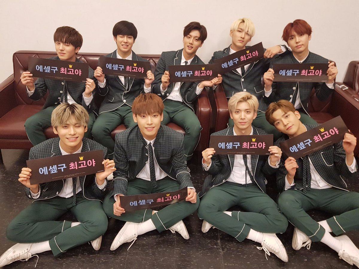 而去年10月FNC也推出旗下第一組男子唱跳團體「SF9」,以及忙內「澯熙」曾以童星出身,再加上出演過《信號》,所以出道前就已經累積不少人氣,來台灣舉辦粉絲見面會時,更以三分鐘秒殺的程度完售,也顯示出新團高人氣的魅力