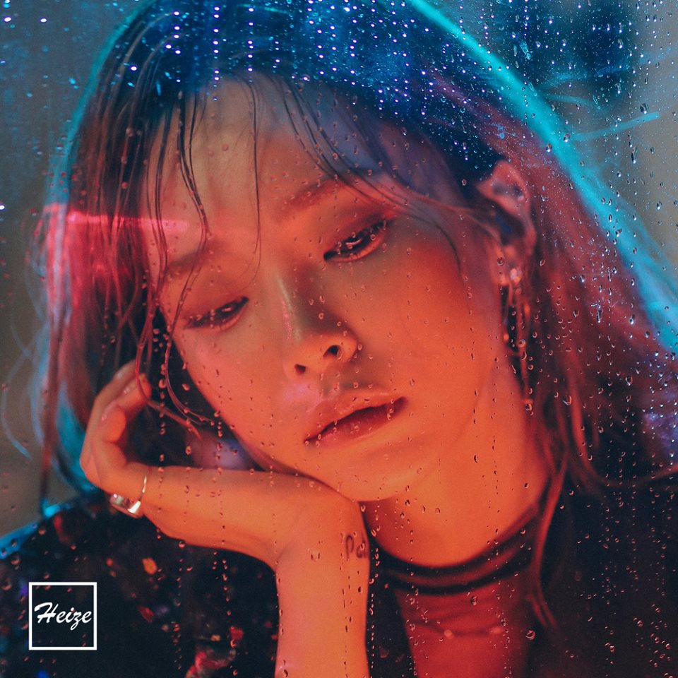 TOP8
Heize - You, Clouds, Rain
發行日期:6月26日
按讚量:142183
最近Heize儼然成為了最可怕的音源強盜,這首歌曲竟連續獲得了40次以上MELON榜的日一位、週一位!可說是這個幾個月韓國最紅的歌曲啦!