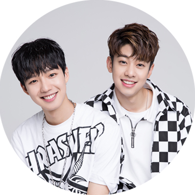MXM
於PRODUCE 101的人氣成員林煐岷和金東賢所組成的雙人團體MXM,將於9月6日發行首張迷你專輯《UNMIX》!
除此之外兩人也將在9月29日將來台舉行簽唱會!
800名購買《UNMIX》的幸運粉絲將有機會參加簽名會啊~