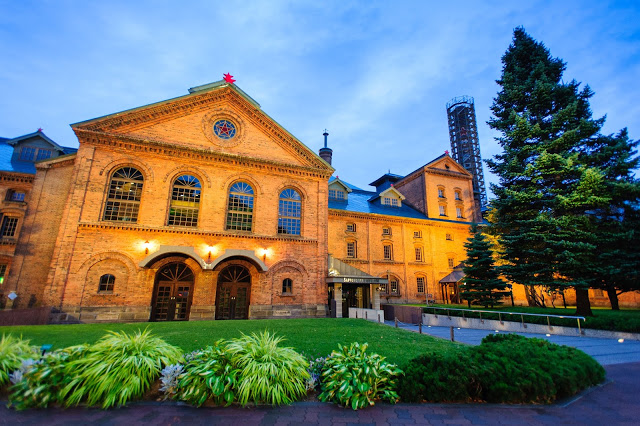 5. 札幌啤酒博物館(サッポロビール博物館)
札幌啤酒博物館是日本唯一的啤酒博物館,此紅磚建築還被指定為北海道文化遺產。博物館是免費入場的,可以於此學習到各種啤酒的歷史以及其釀造過程。另外,一樓有試飲區可以品嚐各種稀有的啤酒,但要注意的是,啤酒試飲是需另外收費的。