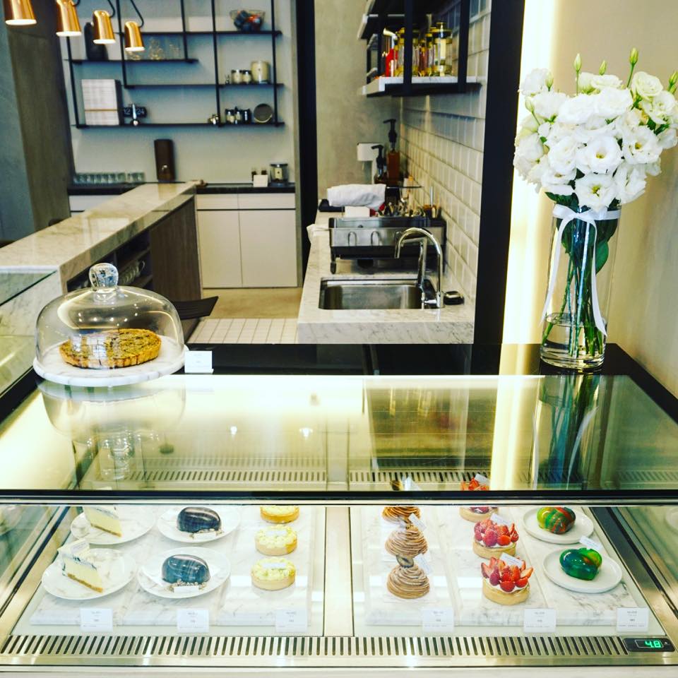 ▪ SIANG HAO PATISSERIE・Desserts・手作甜點
台中市西屯區太原路一段195號
隱藏在住宅區的美麗大理石甜點店,一踏進去就被滿滿大理石設計吸引,超級法式的風格,甜點也是非常精緻講究~