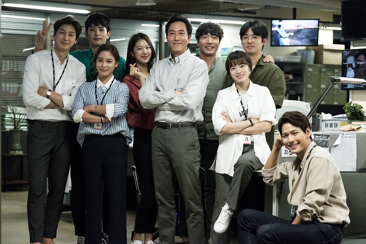 ✿TOP 6 - tvN《Argon》
話題佔有率:6.46%
➔上升8個名次
※由金柱赫、千玗嬉主演,講述在假新聞氾濫的社會中,一群只透過事實揭露真相的熱血記者們炙熱的生活故事。