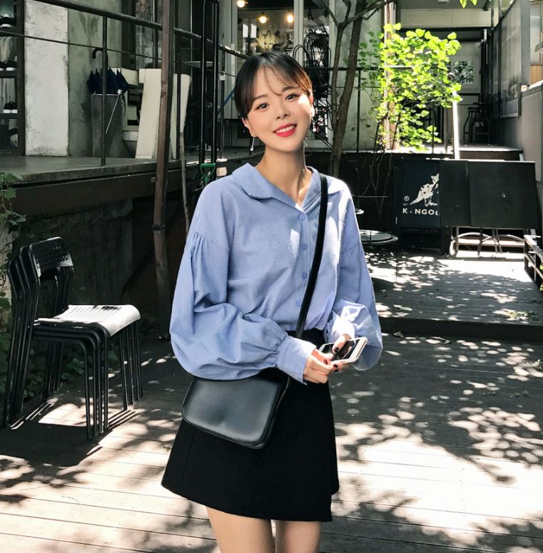 *約會前一定會全臉卸妝再上妝
非常注重外表的韓國女生每天都在訓練快速又精確的化妝技術!所以比起補妝,在約會或是重要場合之前,就算時間在緊迫也會全臉卸妝,再畫上完美的妝容!