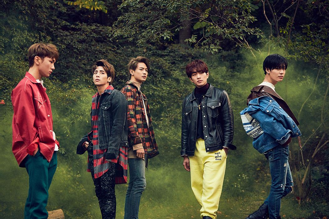 SHINee
珉豪-memo inle
KEY-Jo Malone Lime Basil & Mandarin
鐘鉉-HERMES Voyage d`Hermes