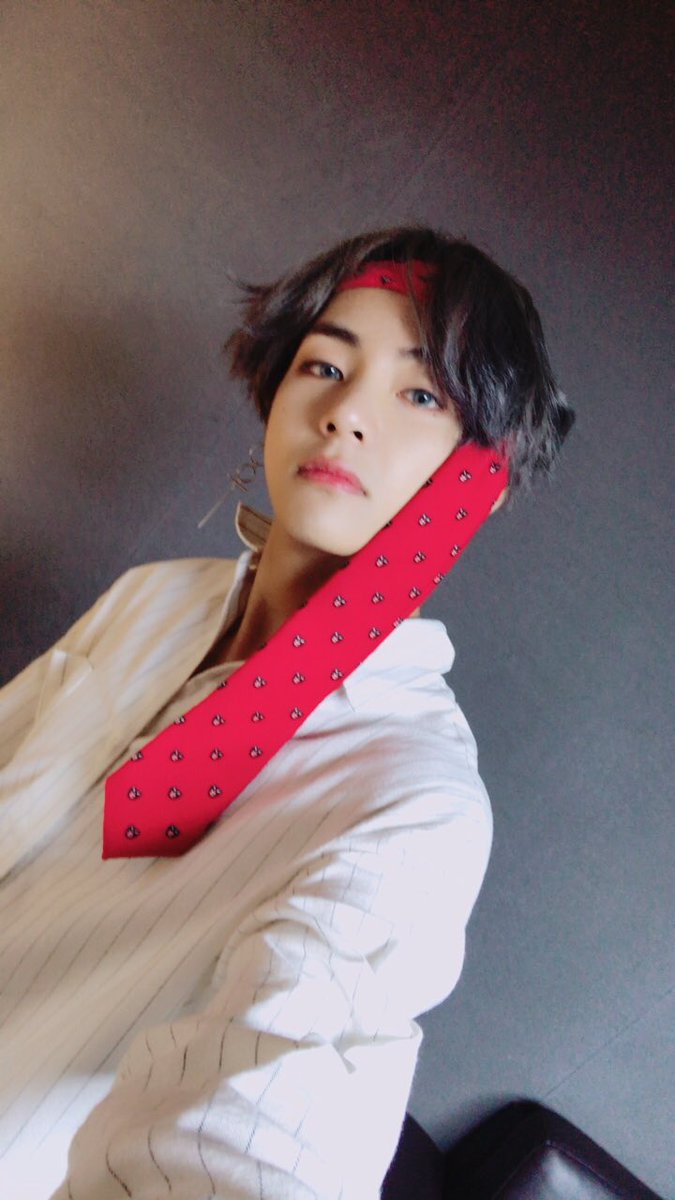 BTS也開始一連串馬不停蹄的忙碌行程,除了音樂節目的宣傳之外,成員們也難得上了許多節目,阿米們都有準時收看嗎?