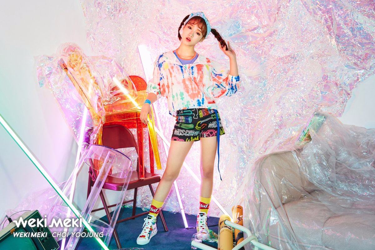 #02. WekiMeki 磪有情 (舞蹈 -> 主唱)
有情曾經的夢想是想當舞蹈老師,她的舞蹈實力相信大家在《PRODUCE101》節目上都看過吧~~~