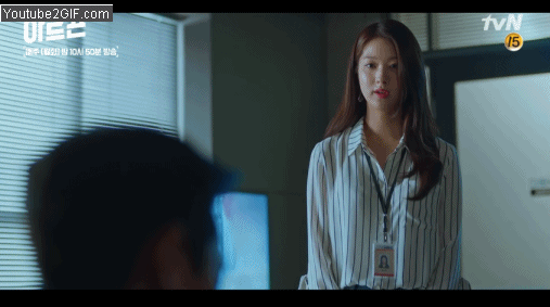 就連臉頰也明顯看起來有肉許多~不過雖然「長胖」,但反應卻和其他偶像變胖時差很多,敏荷在成為演員之後,雖然最近變胖卻被認為符合劇中角色形象,而且變胖的敏荷和先前的美豔相比,也被說多了一分親切感~