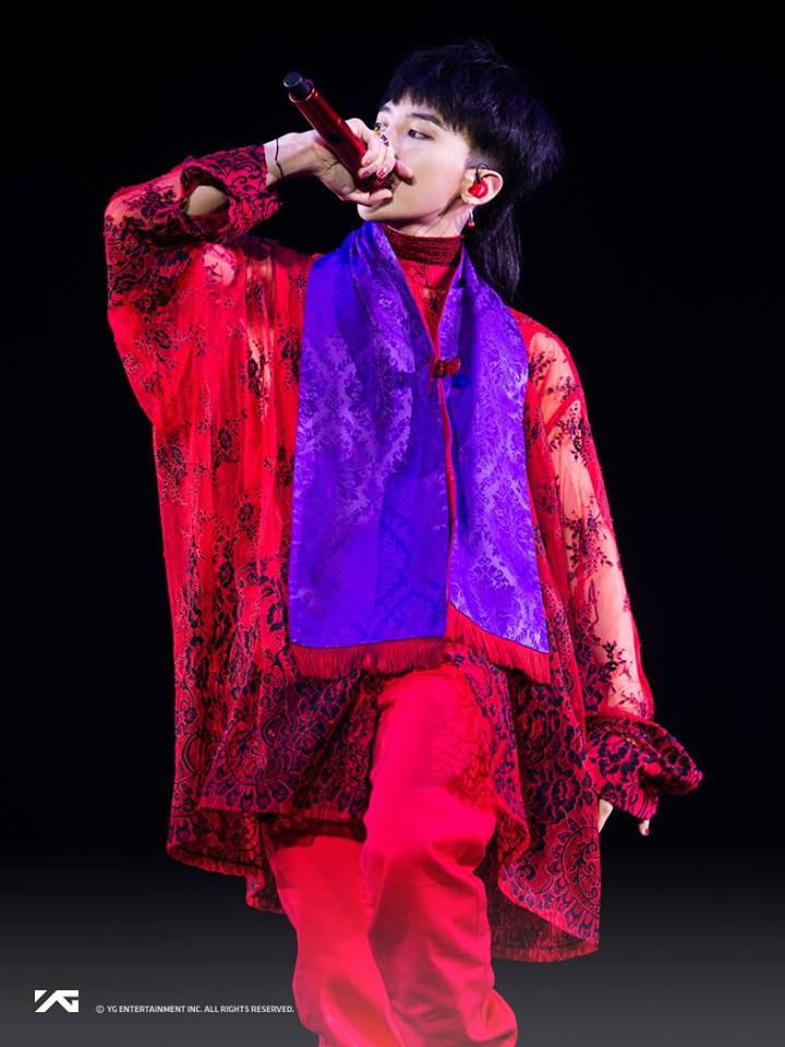 10月7日 10月8日 : GD
GD所舉辦的《母胎世界巡迴演唱會》也將在台北劃下句點,最令台灣粉絲驚喜的是這次的嘉賓是IU,也讓不少網友直呼買到賺到 買一送一的概念(笑XD)