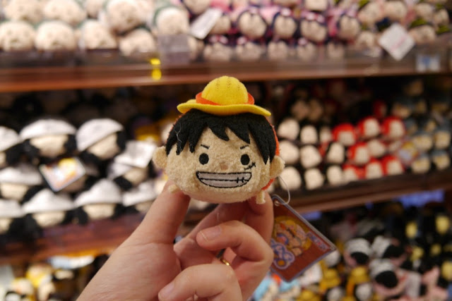 竟然還有海賊王各個角色的TSUM TSUM!超級適合買來當伴手禮送給親朋好友~
▶︎地址:東京都渋谷区神南1-22-6(座標:35.660908, 139.701076)
▶︎營業時間:11:00 - 21:00(週一~週六)11:00 - 20:30(週日及國定假日)
▶︎詳細資訊:丸井OIOI官網