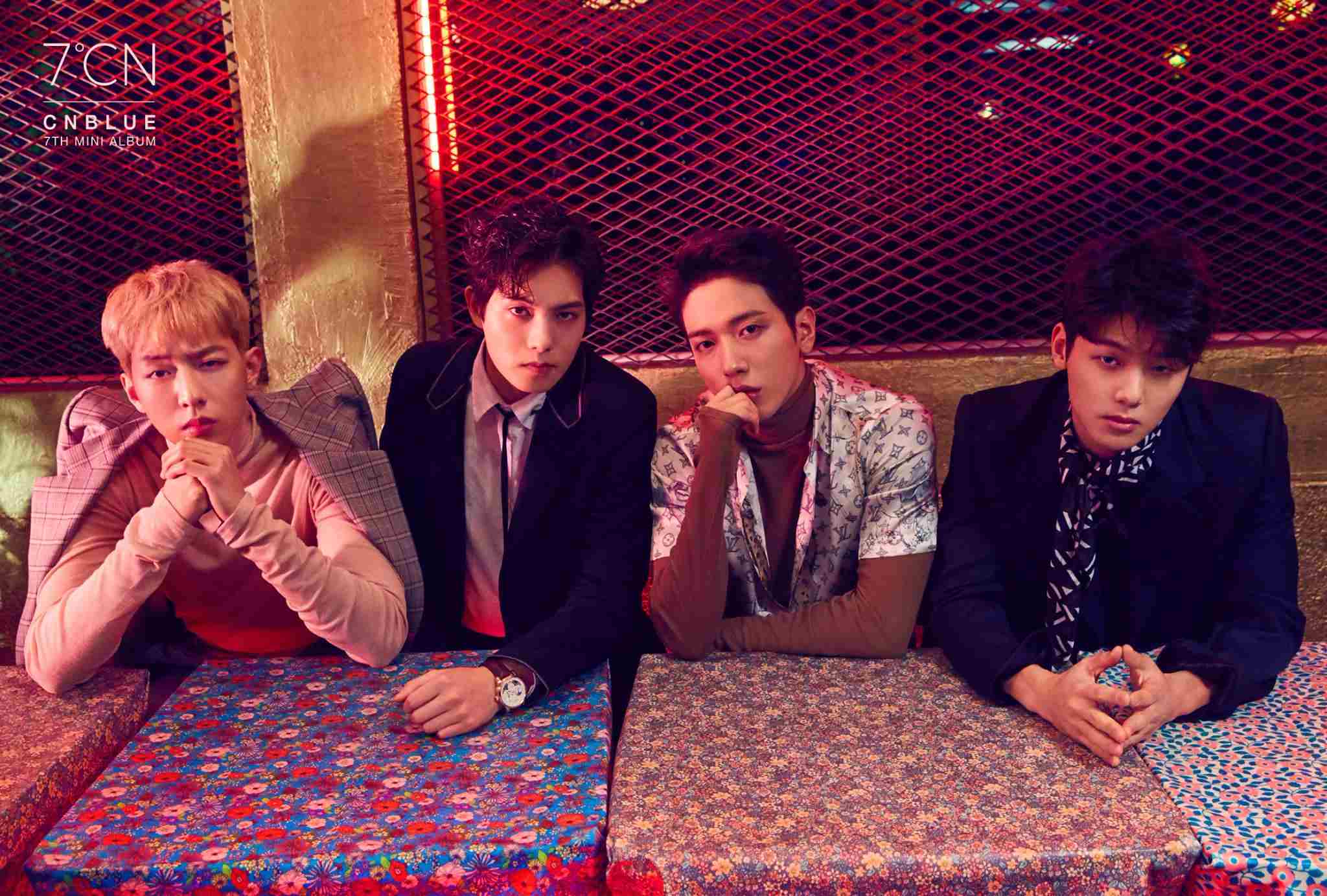 CNBLUE
即將要服兵役的成員包括:
鄭容和 1989年6月22日(28歲)
李宗泫 1990年5月15日(27歲)
姜敏赫 1991年6月28日(26歲)
李正信 1991年9月15日(26歲)
CNBLUE成員的年齡相差也並不大呢!粉絲覺得CNBLUE應該要仿效FTIsland的作法嗎? 還是按照年齡順序依序服兵役會比較好呢?