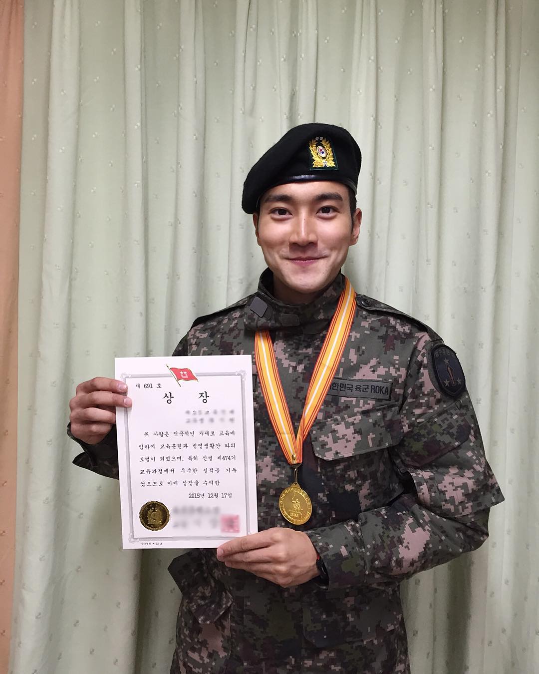 粉絲等待已久的Super Junior成員始源終於在2017年8月18日退伍,結束義務警察服役的漫長21個月,Super Junior也正式進入回歸準備期...