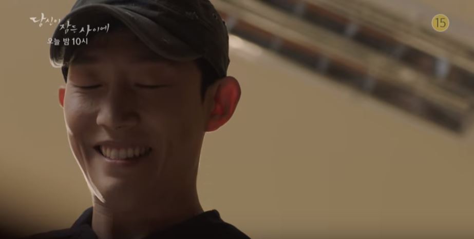 炸雞哥姜其永為了詐領保險金毒害弟弟,而在之後看到自己弟弟火化時,先是裝哭,下一秒卻露出笑容的演技,真的讓小編瞬間起雞皮!!!
真的是演得太好讓人好害怕ㅠㅠ