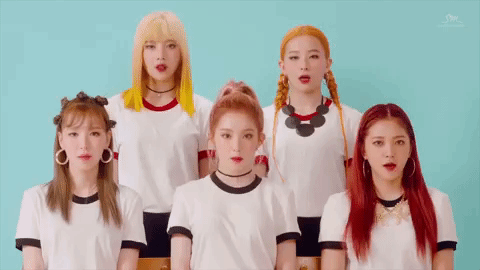 貝貝的粉絲們~覺得這次的回歸歌曲會是什麼風格呢?
會是RED風格還是VELVET風格呢?
目前因為專輯名稱叫做《PERFECT VELVET》,所以網友們目前都認為是VELVET風格的比例比較高!但無論如何能看到RED VELVET回歸就是開心啊!