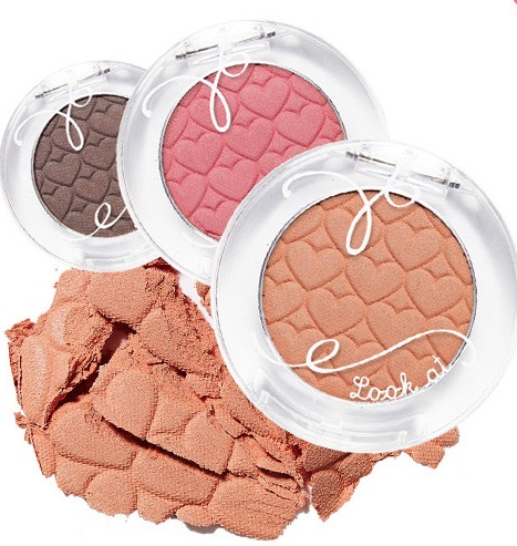 #Etude House
Etude House家其實出過很多次眼影,但是要說最受歡迎的,絕對是這款訴說心語浪漫眼影啦!這款不只在韓國受歡迎,在台灣也很常成為缺貨產品啊!不管是霧面還是亮面的表現都在水準以上,以這個價格來看真的非常佛心啊!