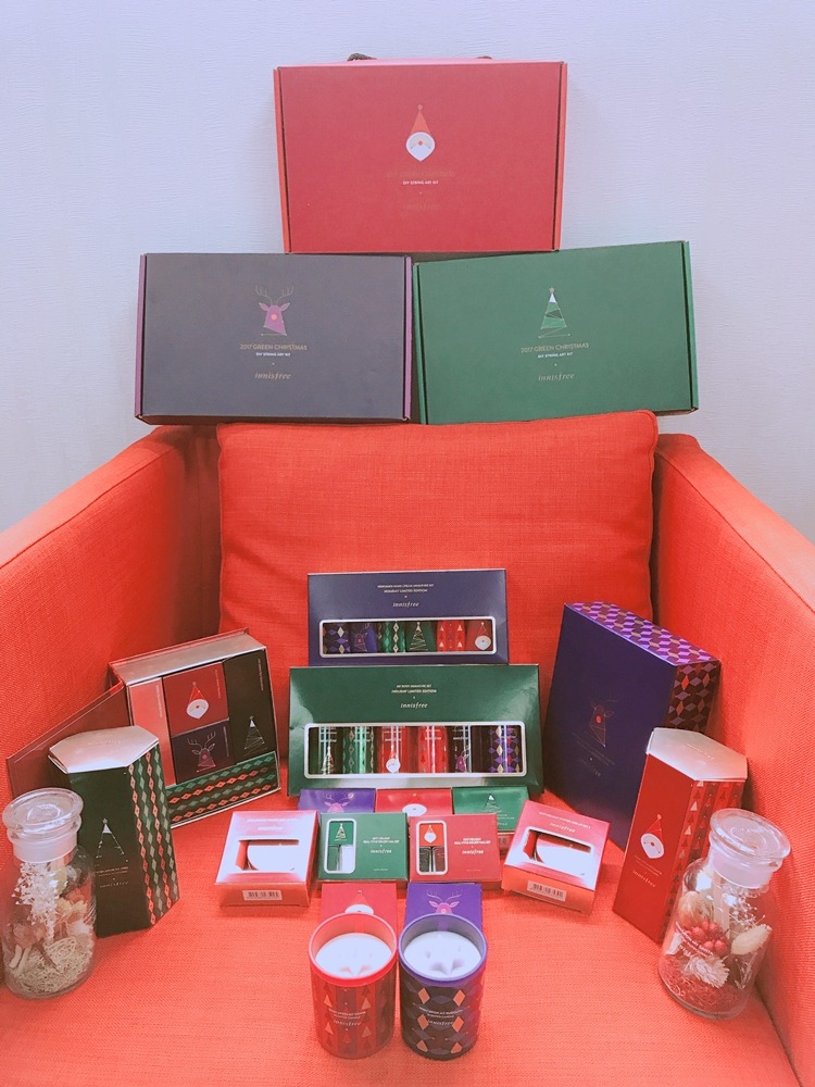 沒錯啦!就是這次innisfree新推出的聖誕節限量款啦!一樣從保養品、化妝品、身體保養和香氛類都有,究竟有多~~~可愛,趕快往下看看他們的實體吧!