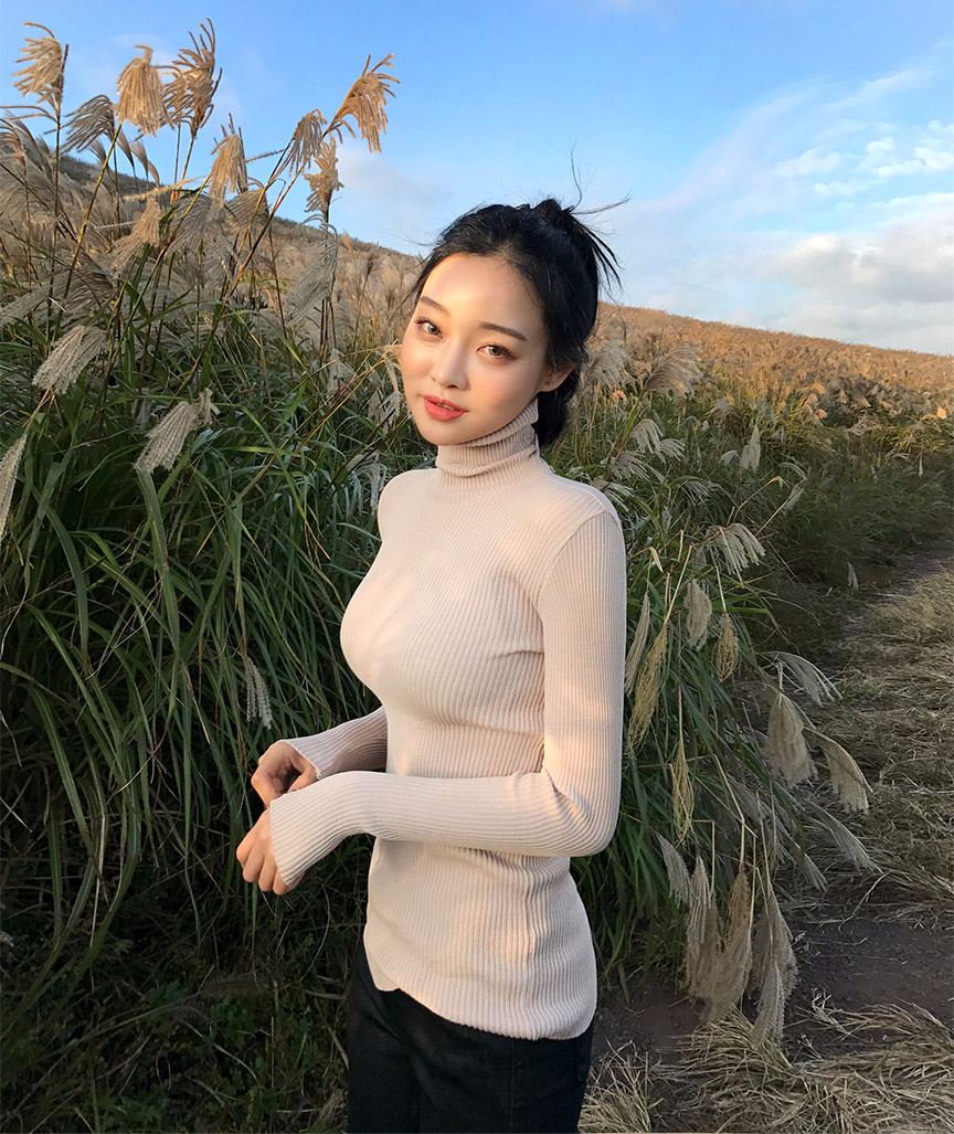 #All back
All Back的原因和極短髮也是類似,而且因為把頭髮全部往上梳了,所以臉的比例就被放大啦!要是臉很肥的話這時候一見真章~甚至還會被發現頭型不美這件事啊!