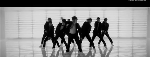 相信今年對於許多Super Junior的粉絲來說,一定是心情相當複雜的一年,因為雖然等待許久的SJ終於再度以團體之姿回歸,但是真正參與回歸行程的成員卻隨著時間減少...