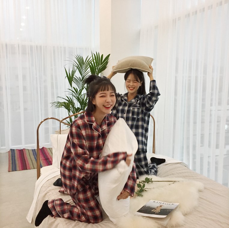 *尊重彼此隱私
再怎麼親密你們的想法還是沒辦法跟對方一模一樣,一些秘密或是親密照片不要自己覺得沒什麼就亂公開給別人知道,很多事情還是要徵求對方同意,太過擅自主張會傷害感情哦!