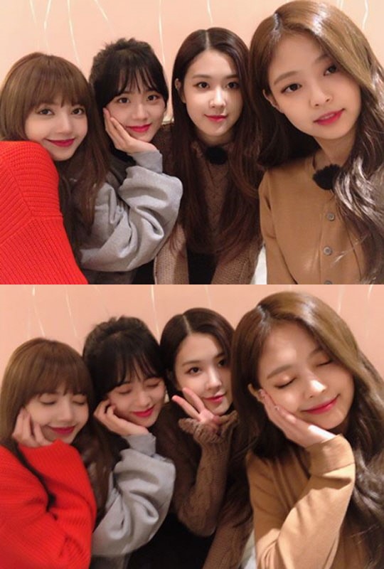 BLACKPINK傳出她們準備在明年1月回歸的消息,粉絲們在等待她們回歸時,絕對要收看的她們出道後首個團體綜藝《BLACKPINK HOUSE》,節目將在12月中旬播出~~~