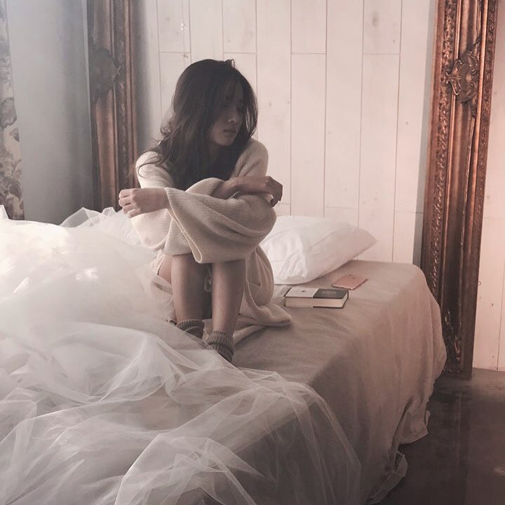 日前女團TAHITI成員Jisoo在個人instagram宣布表示將退出所屬組合團體,Jisoo表示:「無法再以TAHITI Jisoo的身份站在粉絲面前了...」