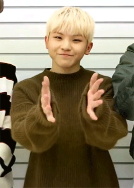 個人的話太妍和IU、善美的人氣真的很威啊!!!!
TWICE和Red Velvet、Lovelyz 也能從搜索量看得出她們的高人氣
希望2018年她們都能更活躍~
呈現更多好作品給大家