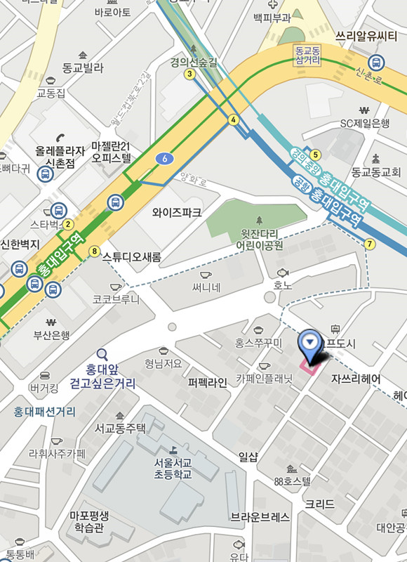 福岡漢堡牛排的分店很多,小編去吃的這間在弘大,最後附上餐廳位置的地址和地圖:서울시 마포구 서교동 332-5, 3F 。從地鐵2號線弘大入口站7號出口開始走大概只需要5分鐘:)