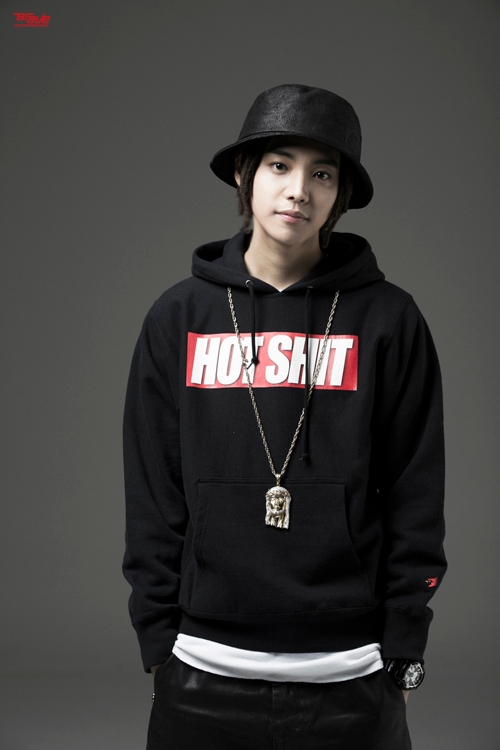 男主角是2015年參加《Show Me The Money 4》
因出眾實力與外貌引發關注的One
2015年以1PUNCH出道(和金Samuel組成的兩人組合)
之後與YG Entertainment簽約
離開了1PUNCH