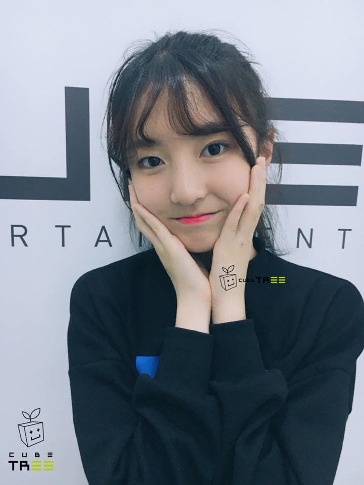 不過在小雞組團出道之前CUBE傳出將推出新女團,網友也紛紛猜測新成員除了會有全素妍之外,還會有目前正在參加《The Unit》的이주현,甚至還會有來自國外的成員...