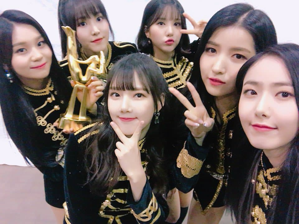 8位 : G-Friend
以清新風格受到大眾喜愛的小女友,在2017年也在音樂上有所突破,更是在2018年開了出道後的第一場演唱會,也預計將在2月份時來到台灣開粉絲見面會~