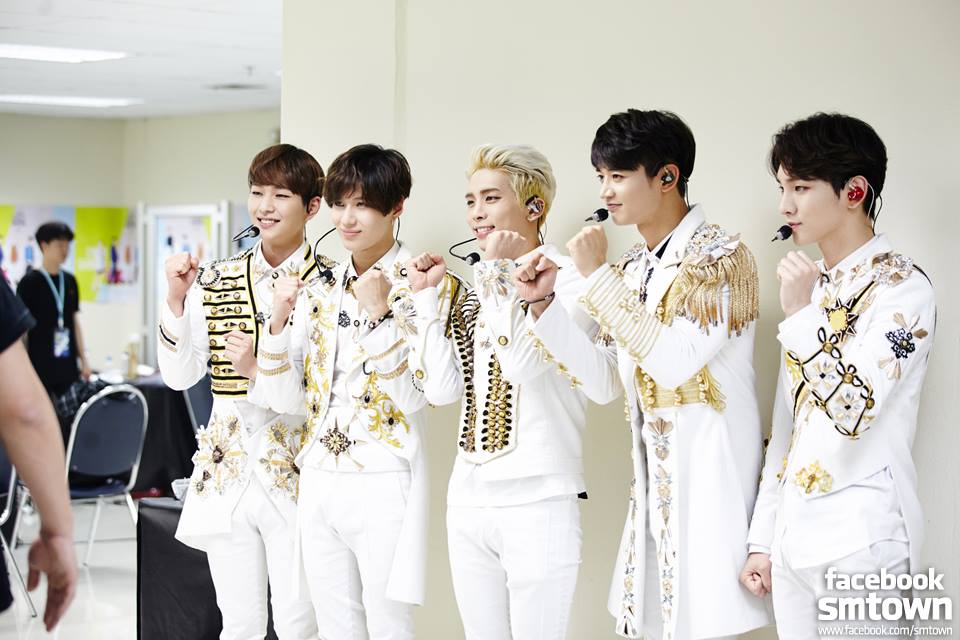SHINee成員鐘鉉的離開令不少粉絲震驚,而原預定於2月舉行日本演唱會也因鐘鉉離開,進入無限期延期。前不久成員宣布幾經考慮過後,決定實現與粉絲們約定繼續活動。同時也宣告SHINee將以四人制形式活動。