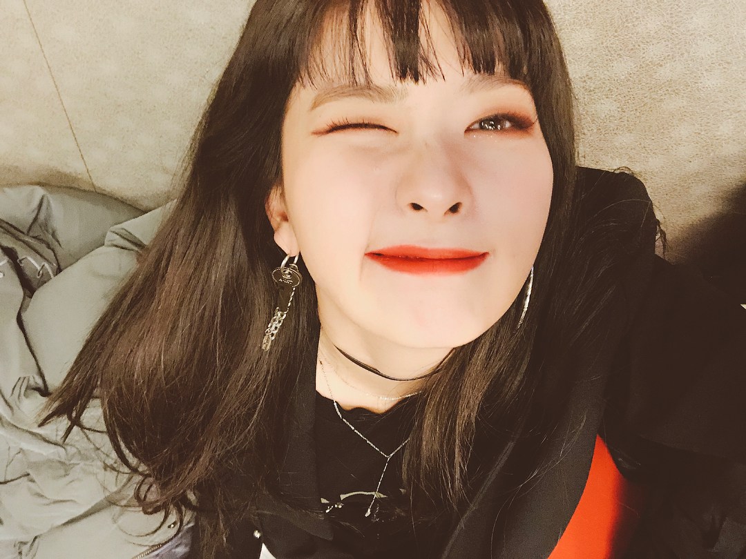 第四名 : Red Velvet 瑟琪
瑟琪在跳舞時會讓人捨不得將視線移開啊~
瑟琪的舞蹈實力可是連演藝圈大前輩寶兒也認證的哦~