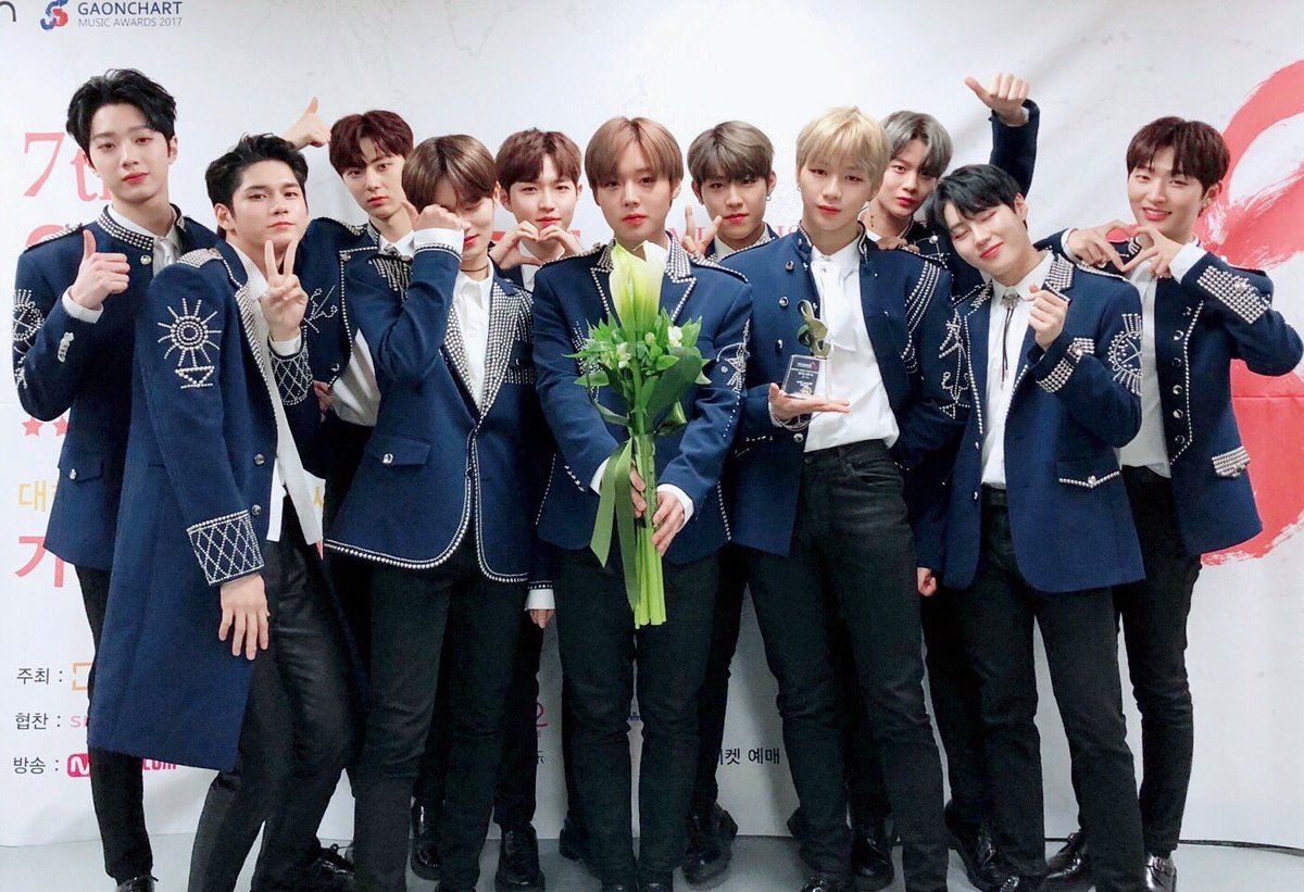 第五名 : Wanna One
從選秀節目出道的Wanna One,成員們在團體還未正式出道前就累積了許多人氣,之後所推出的歌曲也都奪得相當不錯的好成績,也讓人再次見識到選秀節目的強大威力!