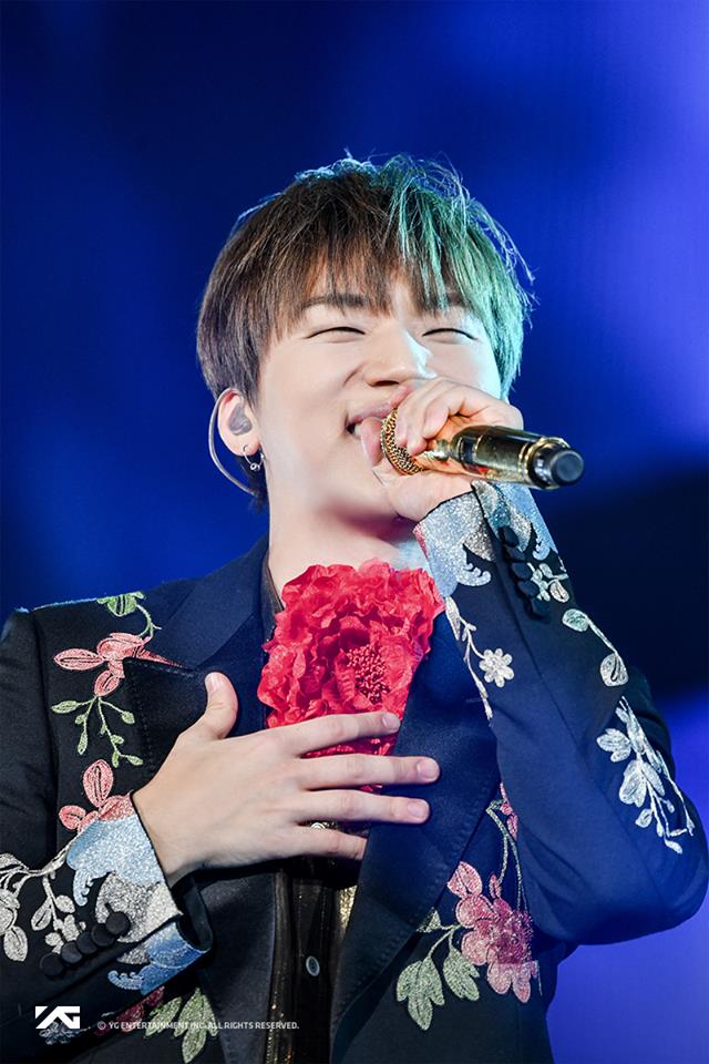 BIGBANG 大聲
雖然還沒確定入伍時間, 但即將會在今年到明年初入伍的大聲, 其實也不用太擔心收入的問題~
大聲以310億韓圜(約台幣85億)購買了一棟位於狎鷗亭附近的大樓。 這棟8樓高的建物位於主要道路旁,擁有卓越的地理位置優勢,因為建築物內開設了一間星巴克, 所以成為當地幾乎所有人都知道的一棟建築。
但光是每個月房租, 大聲就可以得到9469萬韓幣(約是台幣260萬)啊!