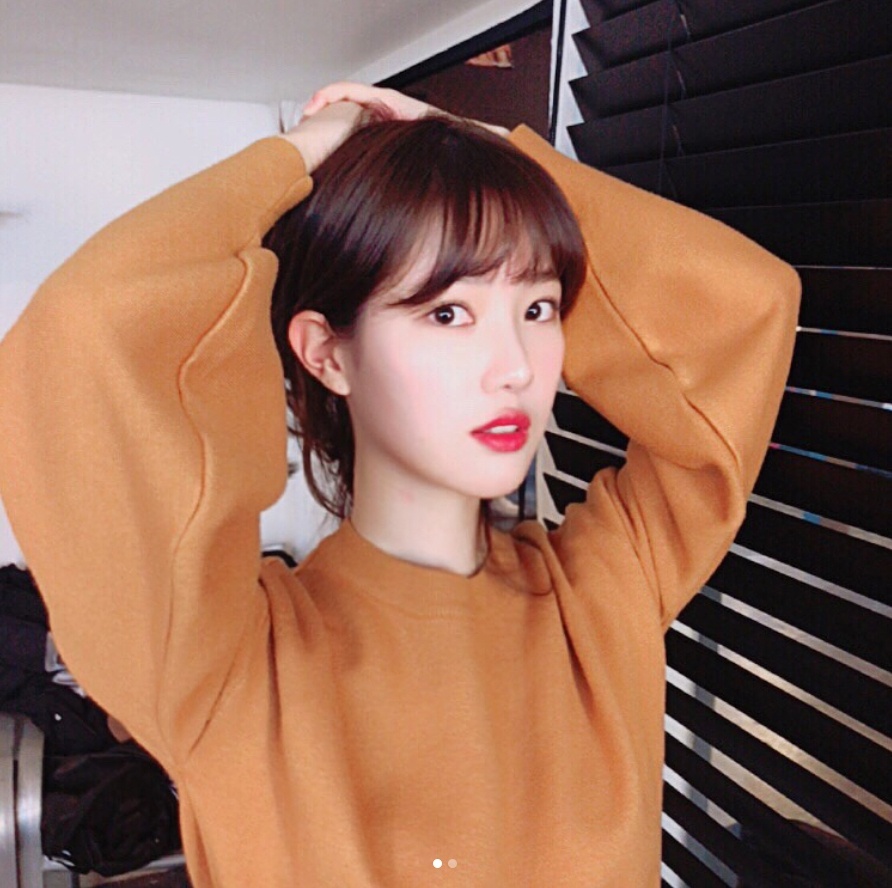 9. 양혜지
韓國之前紅到一連拍四季的療癒系網劇《全知單戀視角》,以全知的第三人稱視角去看劇中人物的故事,而在劇中以真名惠智出演的양혜지,長相連女生都不會討厭的甜美、可愛啊~