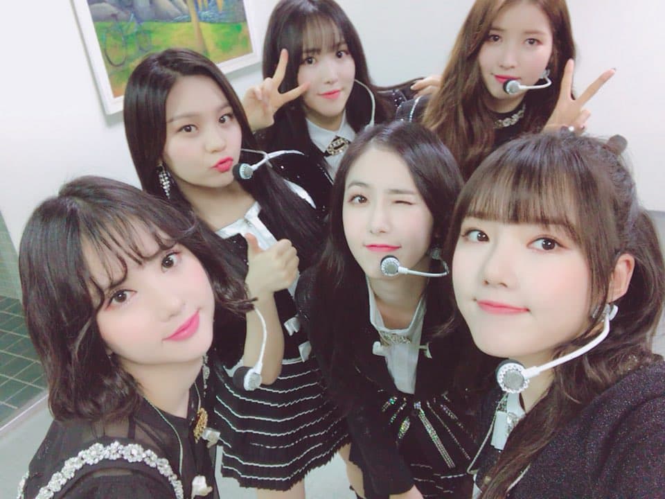 第十名 : G-Friend
以清新風格受到大眾喜愛的小女友,在2017年也在音樂上有所突破,更是在2018年開了出道後的第一場演唱會,也讓粉絲更加期待小女友未來在音樂上的表現~