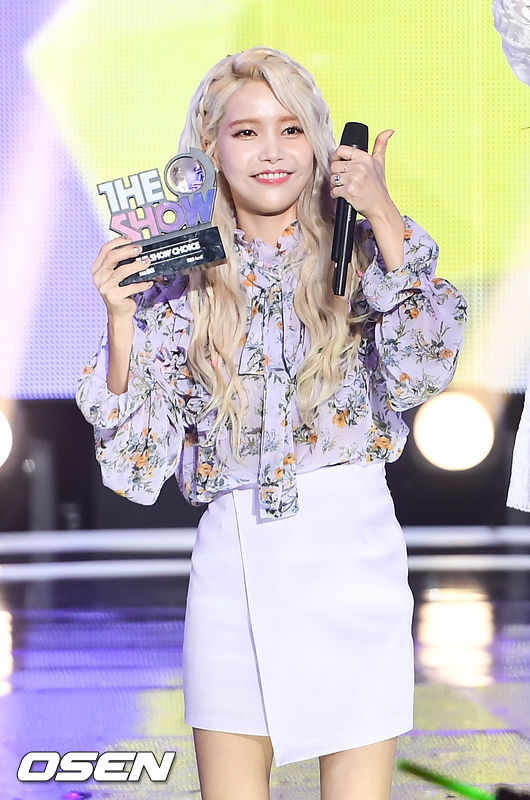 三月第三名 MAMAMOO 頌樂
史上最可愛的阿富汗獵犬(大誤),MAMAMOO的隊長頌樂趁著發片之際,一舉奪下個人品牌評價的第三名,本來就在粉絲中相當有人氣的頌樂,廣告主們要邀請頌樂拍廣告要快啊!